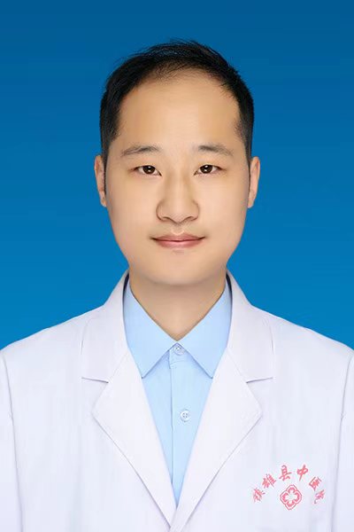 曹旭.jpg